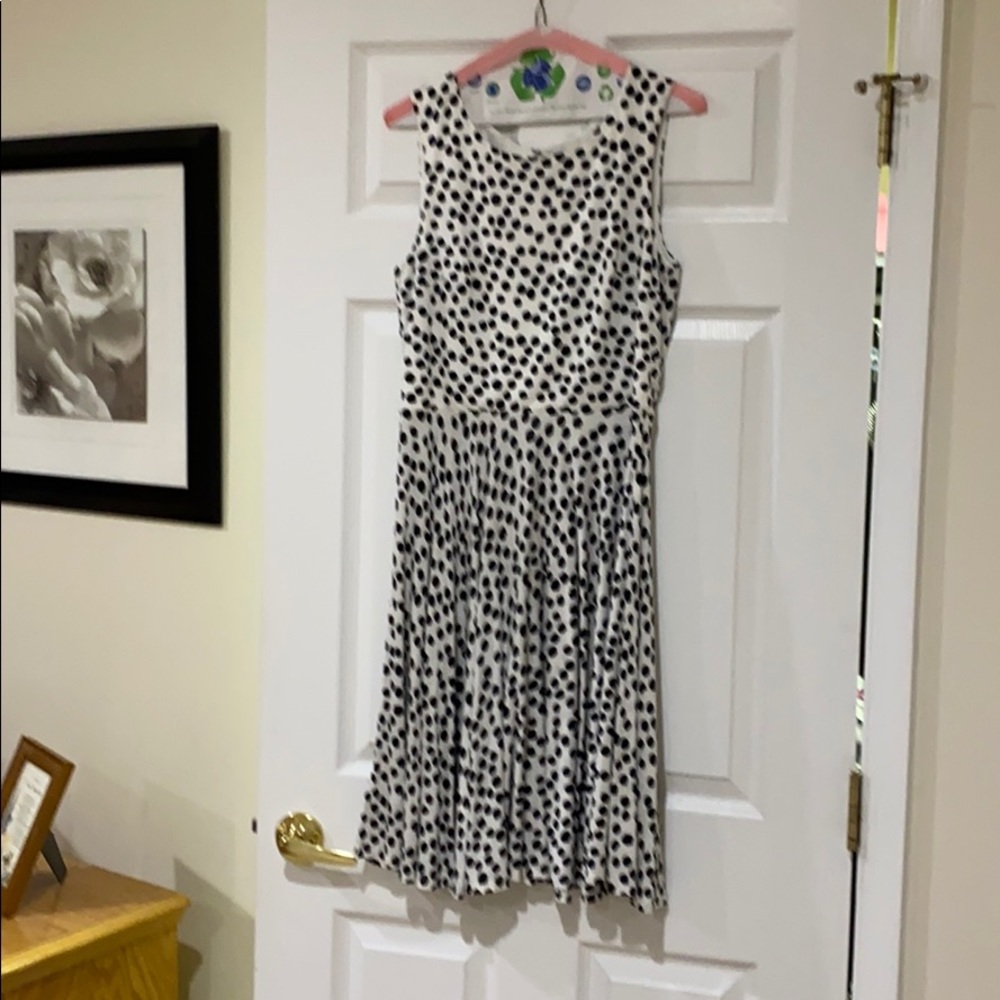 Ann Taylor loft dress. Worn once. Small. $40